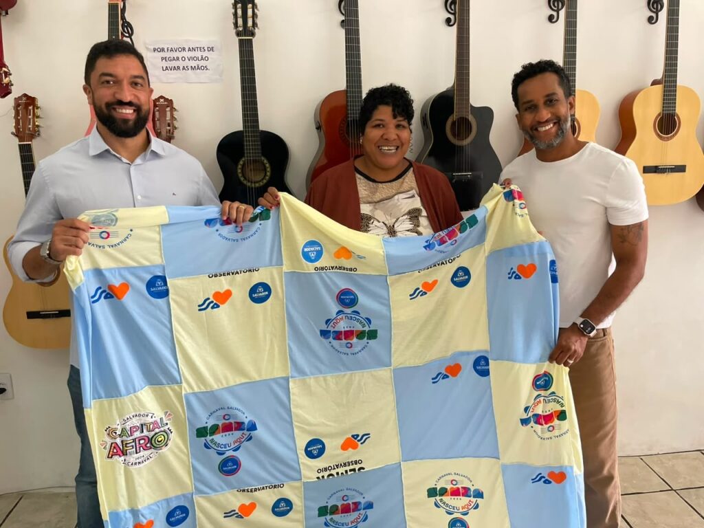 Prefeitura reaproveita camisas do carnaval e beneficia mais de 100 famílias em salvador – prefeitura municipal de salvador