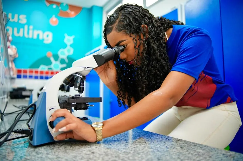Estado entrega nova escola de tempo integral no vale do jiquiriçá