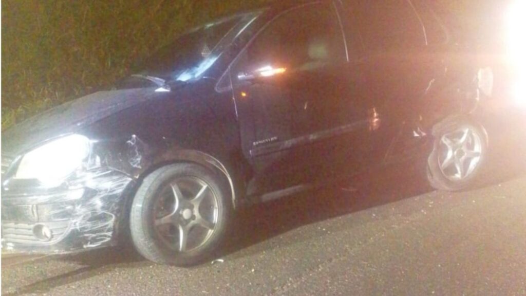 Carro é abandonado após acidente na pr-151 entre castro e piraí do sul — bnt online