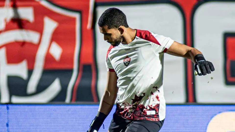 Diretoria do vitória se pronuncia sobre lucas arcanjo e possível interesse do são paulo